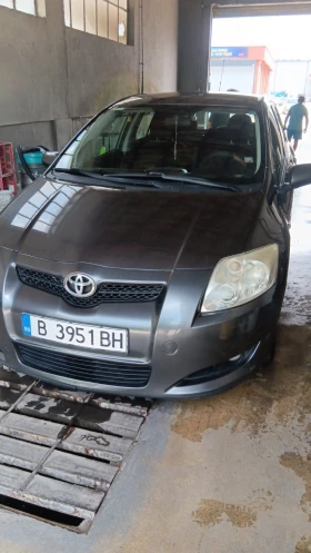Снимка Toyota Auris