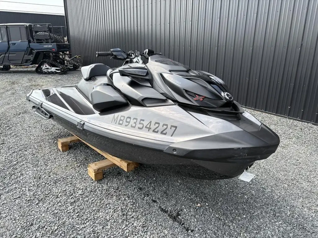 Джет Bombardier Sea Doo RXP-X 300 BK IBR | Auto.bg — изображение 1 Джет Bombardier Sea Doo RXP-X 300 BK IBR | Auto.bg — изображение 1
