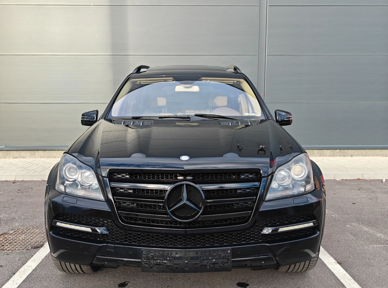 Mercedes-Benz GL 500 AMG * GRAND EDITION  - изображение 2 | Auto.bg Mercedes-Benz GL 500 AMG * GRAND EDITION  - изображение 2