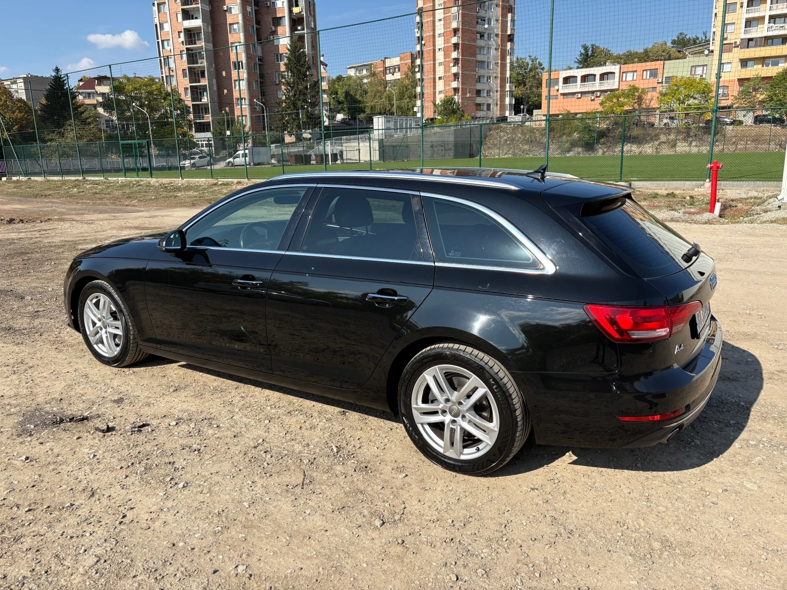 Audi A4 2.0 TDI Ultra DSG - изображение 5 | Auto.bg Audi A4 2.0 TDI Ultra DSG - изображение 5