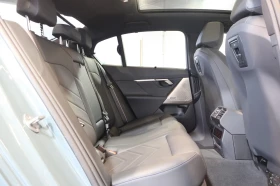 BMW i5 eDRIVE40/340HP/M-SPORT/H&K/HUD/CARBON/PANO/862f - 111199 лв. / 56855.15 € - 72897098 15 | Car24.bg BMW i5 eDRIVE40/340HP/M-SPORT/H&K/HUD/CARBON/PANO/862f - 111199 лв. / 56855.15 € - 72897098 15