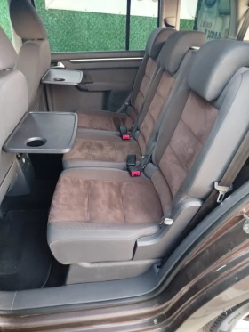 VW Touran 2.0 TDi 7 места - 6980 € / 13651.69 лв. - 82356038 9 | Car24.bg VW Touran 2.0 TDi 7 места - 6980 € / 13651.69 лв. - 82356038 9