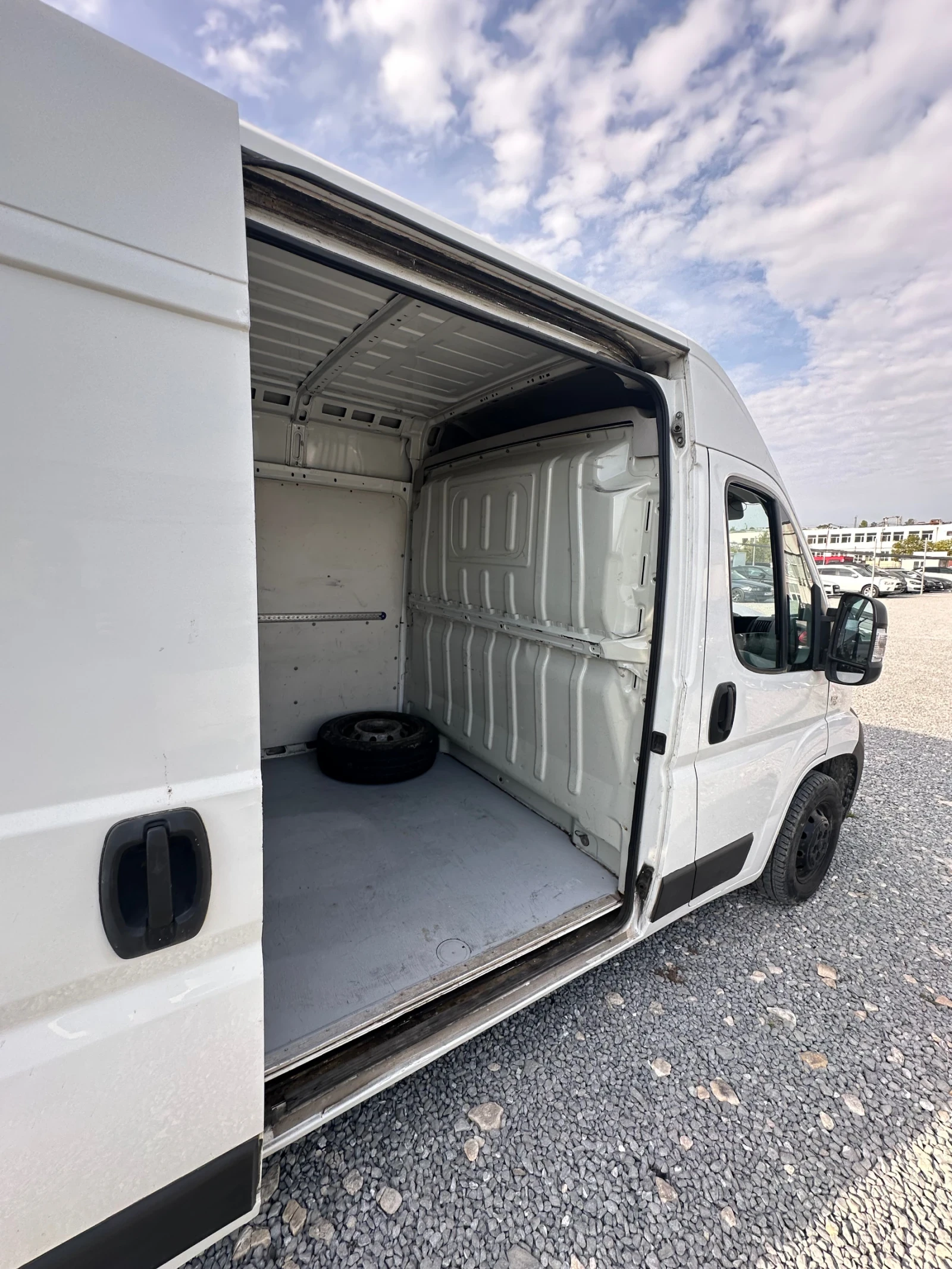 Fiat Ducato MAXI 160 Multijet / КЛИМА - изображение 10 | Auto.bg Fiat Ducato MAXI 160 Multijet / КЛИМА - изображение 10