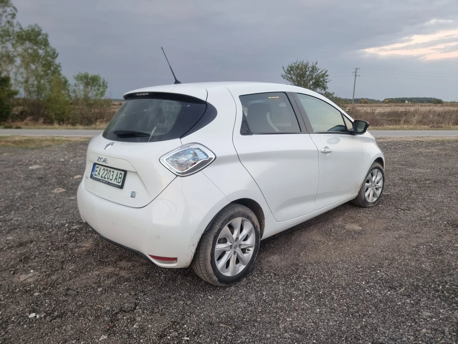 Renault Zoe  - изображение 7 | Auto.bg Renault Zoe  - изображение 7