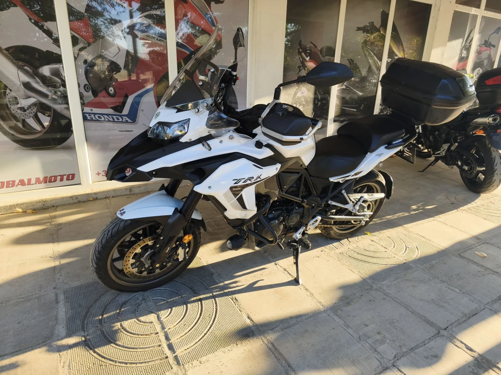 Benelli TRK 502 undefined | Auto.bg — изображение 1 Benelli TRK 502 undefined | Auto.bg — изображение 1