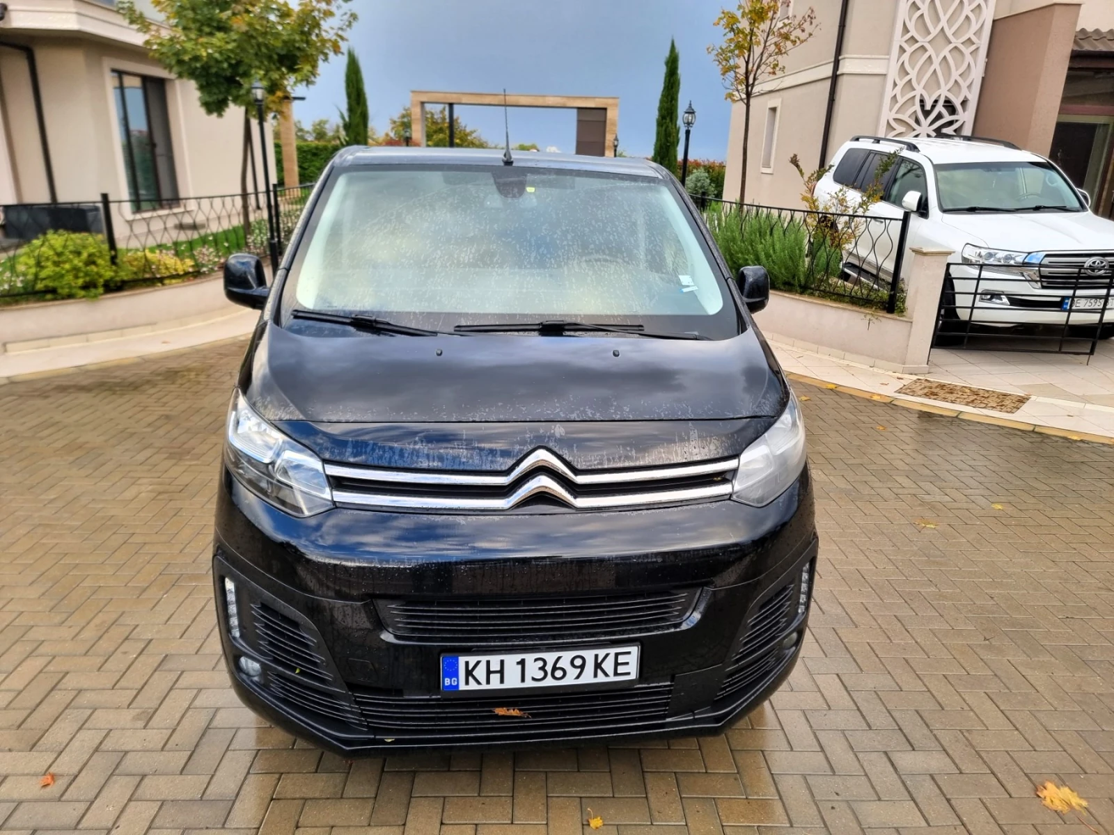 Citroen Spacetourer 1.5 HDI - изображение 2 | Auto.bg Citroen Spacetourer 1.5 HDI - изображение 2