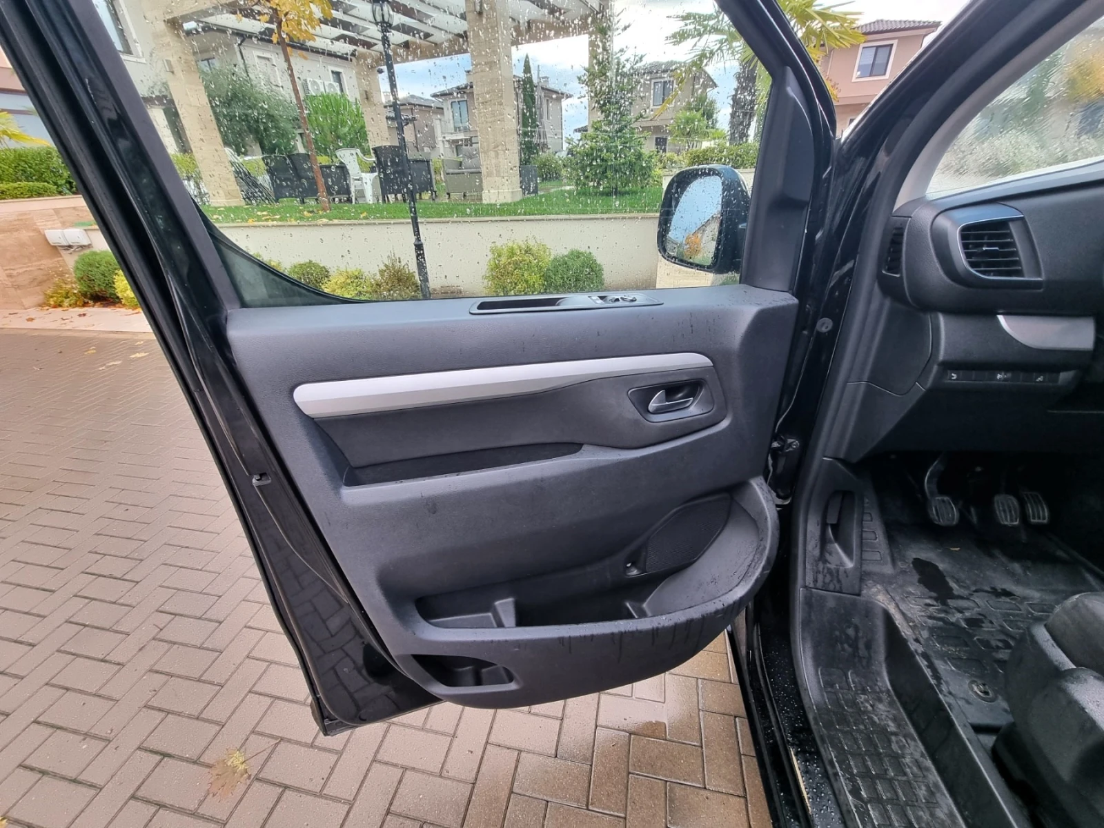 Citroen Spacetourer 1.5 HDI - изображение 7 | Auto.bg Citroen Spacetourer 1.5 HDI - изображение 7