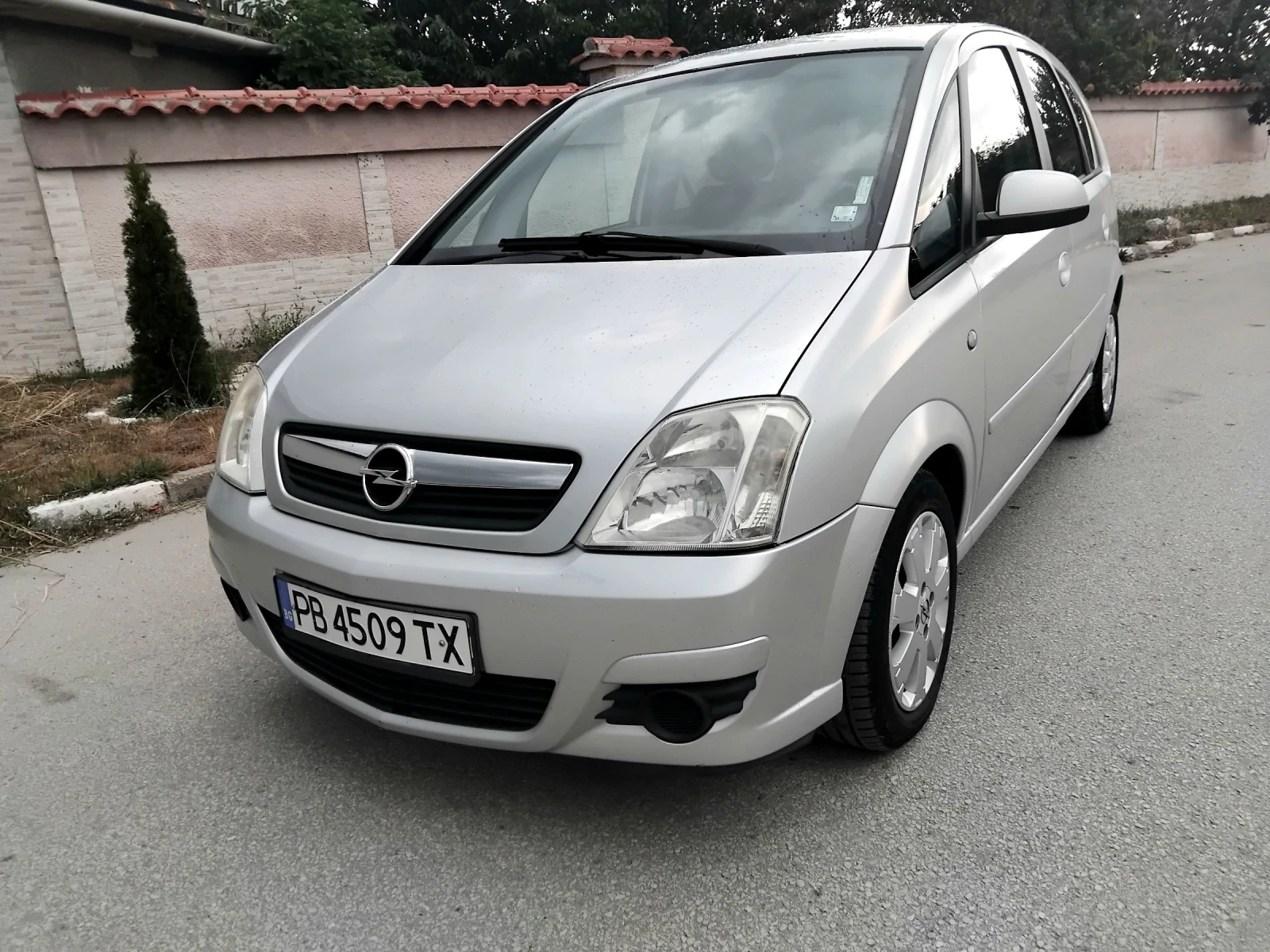 Opel Meriva 1.4i.90k + КЛИМА + ГАЗОВ ИНЖЕКЦИОН 2006г | Auto.bg — изображение 1 Opel Meriva 1.4i.90k + КЛИМА + ГАЗОВ ИНЖЕКЦИОН 2006г | Auto.bg — изображение 1
