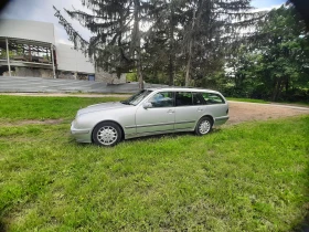 Снимка Mercedes-Benz E 320