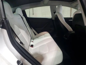Tesla Model 3 AWD* LONG* RANGE* DUAL* MOTOR* ПАНО* ПОДГРЕВ* | Auto.bg — изображение 10 Tesla Model 3 AWD* LONG* RANGE* DUAL* MOTOR* ПАНО* ПОДГРЕВ* | Auto.bg — изображение 10