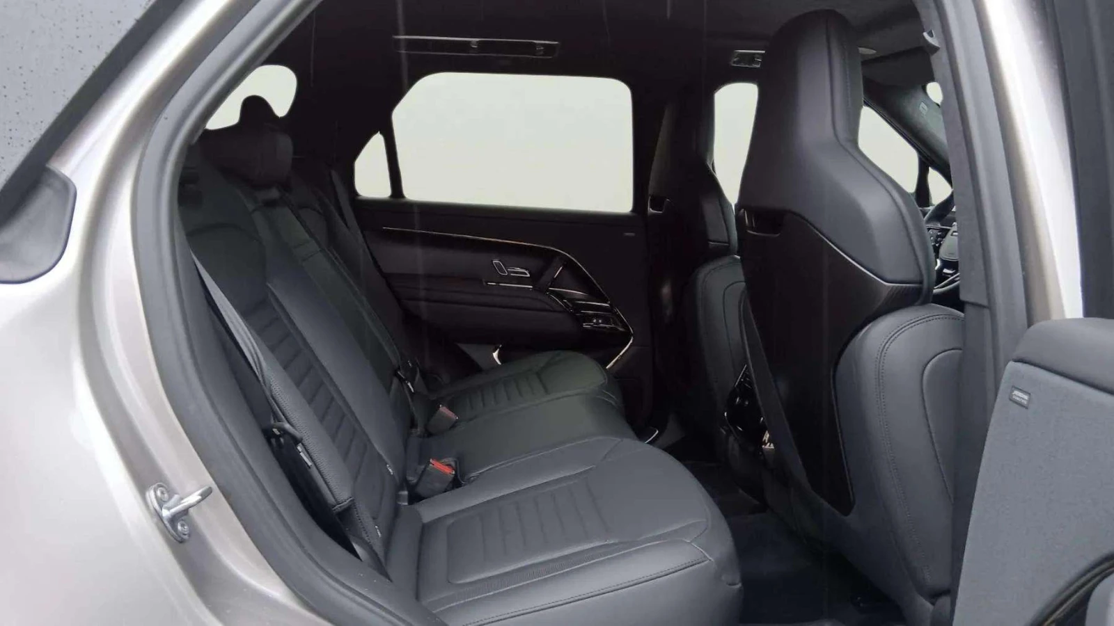 Land Rover Range Rover Sport 4.4 V8 - изображение 10 | Auto.bg Land Rover Range Rover Sport 4.4 V8 - изображение 10