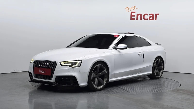 Audi Rs5 4.2 FSI quattro - 17250 € / 33738.07 лв. - 48955622 1 | Car24.bg Audi Rs5 4.2 FSI quattro - 17250 € / 33738.07 лв. - 48955622 1