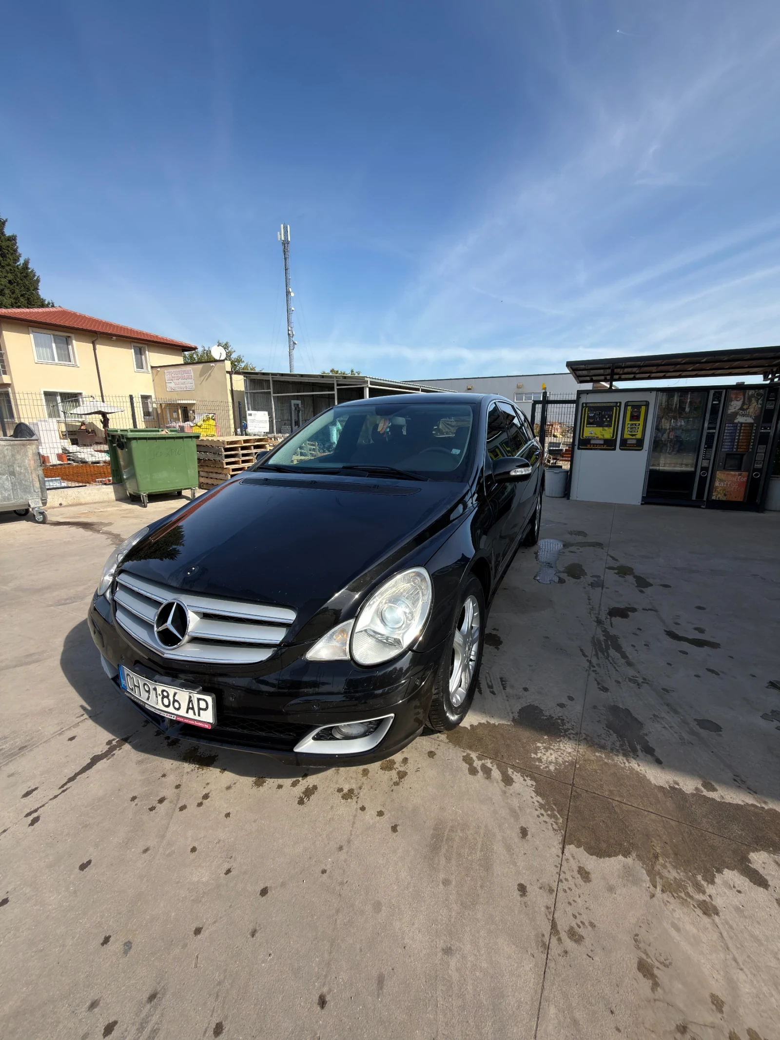 Mercedes-Benz R 320 undefined | Auto.bg — изображение 1 Mercedes-Benz R 320 undefined | Auto.bg — изображение 1