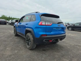 Jeep Cherokee * TRAILHAWK * CARFAX * 2 КЛЮЧА * АВТОКРЕДИТ | Auto.bg — изображение 4 Jeep Cherokee * TRAILHAWK * CARFAX * 2 КЛЮЧА * АВТОКРЕДИТ | Auto.bg — изображение 4