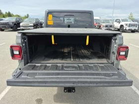 Jeep Gladiator SPORT S CREW CAB SHORT BED/ФИНАНСИРАНЕ | Auto.bg — изображение 13 Jeep Gladiator SPORT S CREW CAB SHORT BED/ФИНАНСИРАНЕ | Auto.bg — изображение 13