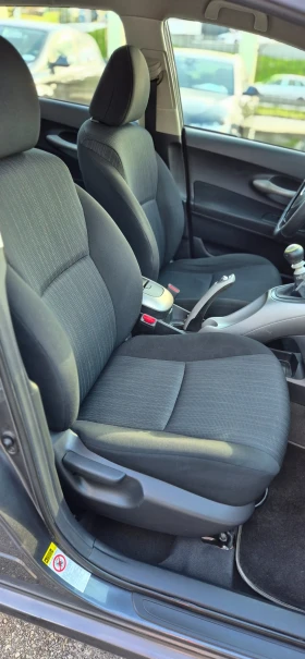 Toyota Auris 1.4i* NAVI - 3900 € / 7627.74 лв. - 98607702 9 | Car24.bg Toyota Auris 1.4i* NAVI - 3900 € / 7627.74 лв. - 98607702 9