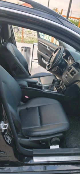 Mercedes-Benz C 200 2.0 CDI - 5600 € - 18822959 2 | Car24.bg Mercedes-Benz C 200 2.0 CDI - 5600 € - 18822959 2
