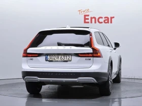 Volvo V90 B5 Pro AWD| 250к.с.| ВКЛ.ТЕХНОТЕСТ - 26300 € / 51438.33 лв. - 30530589 3 | Car24.bg Volvo V90 B5 Pro AWD| 250к.с.| ВКЛ.ТЕХНОТЕСТ - 26300 € / 51438.33 лв. - 30530589 3