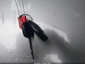 Toyota Tundra PLATINUM 5.7L V8 - 20800 € / 40681.26 лв. - 31202535 12 | Car24.bg Toyota Tundra PLATINUM 5.7L V8 - 20800 € / 40681.26 лв. - 31202535 12