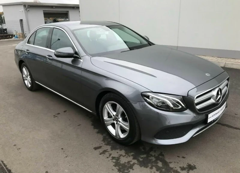 Mercedes-Benz E 220 - 22500 € / 44006.17 лв. - 58977796 1 | Car24.bg Mercedes-Benz E 220 - 22500 € / 44006.17 лв. - 58977796 1