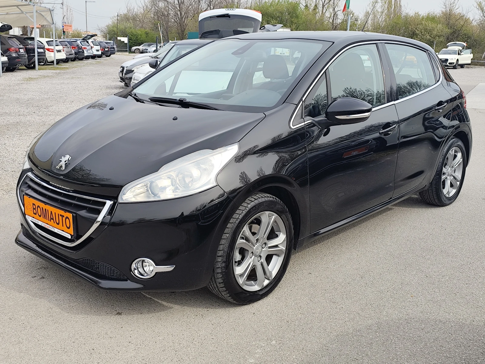 Peugeot 208 1.4HDi* EURO5B* LED* NAVI* | Auto.bg — изображение 1 Peugeot 208 1.4HDi* EURO5B* LED* NAVI* | Auto.bg — изображение 1