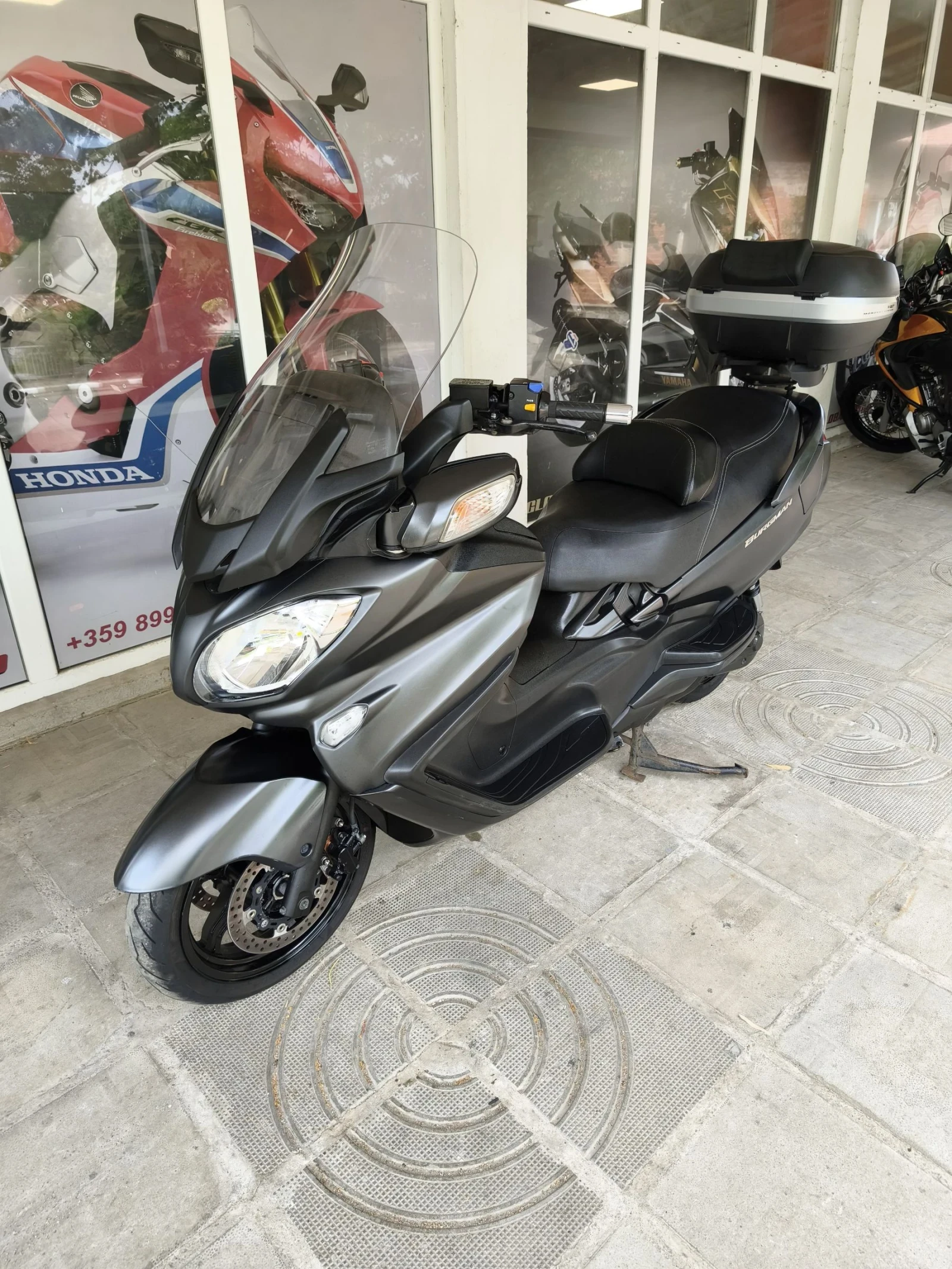Suzuki Burgman 650 | Auto.bg — изображение 1 Suzuki Burgman 650 | Auto.bg — изображение 1