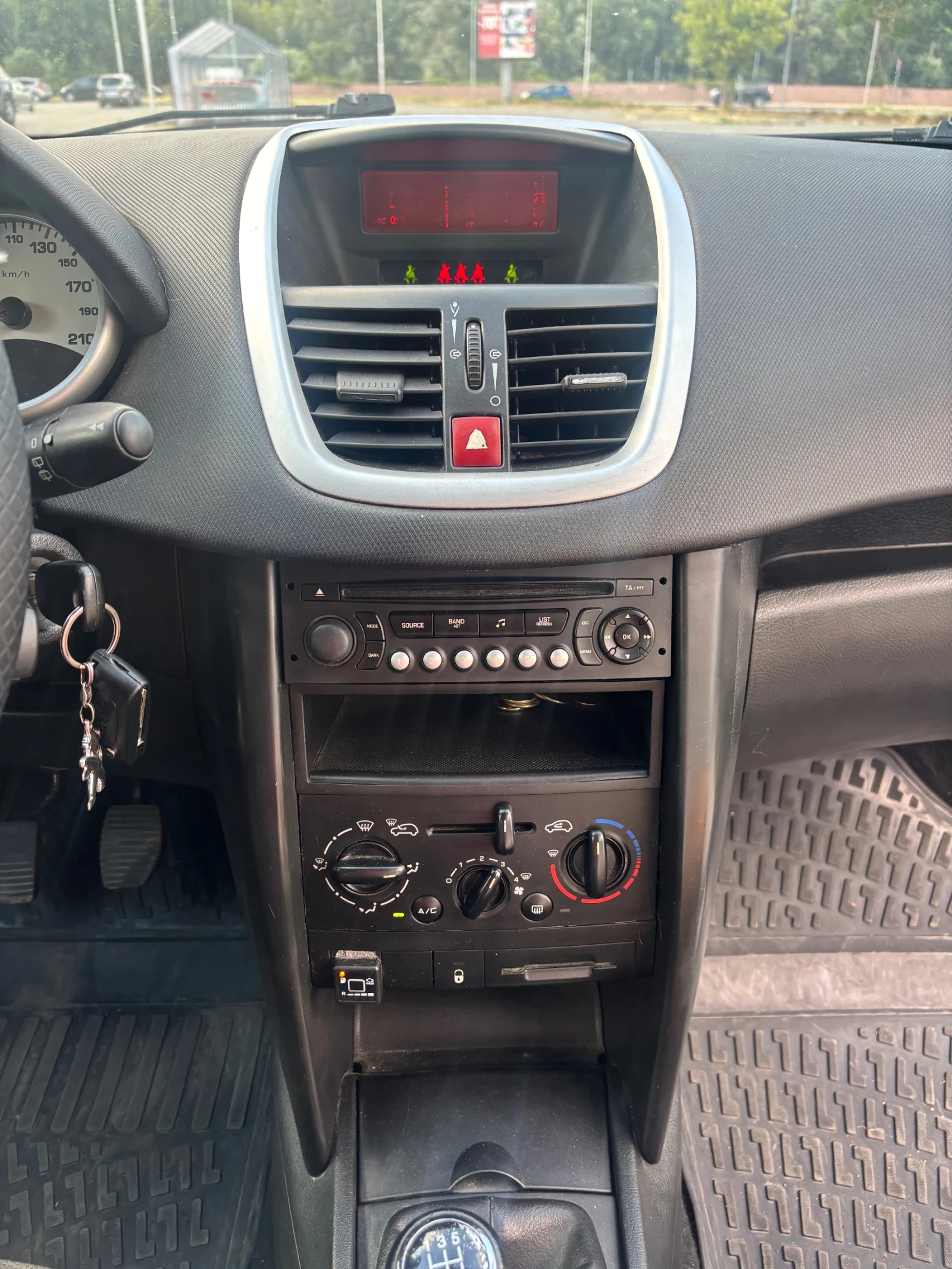 Peugeot 207 Газ - изображение 7 | Auto.bg Peugeot 207 Газ - изображение 7