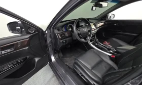Honda Accord 2.0 Hybrid/КОЖА/ФИНАНСИРАНЕ | Auto.bg — изображение 10 Honda Accord 2.0 Hybrid/КОЖА/ФИНАНСИРАНЕ | Auto.bg — изображение 10