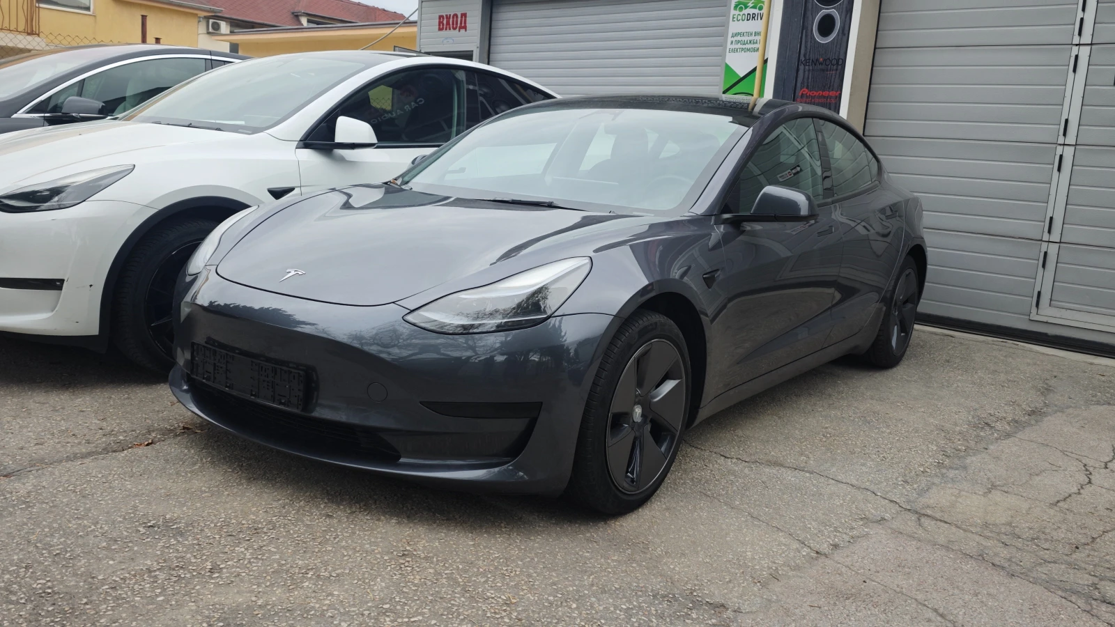 Tesla Model 3 Standard Range LFP | Auto.bg — изображение 1 Tesla Model 3 Standard Range LFP | Auto.bg — изображение 1