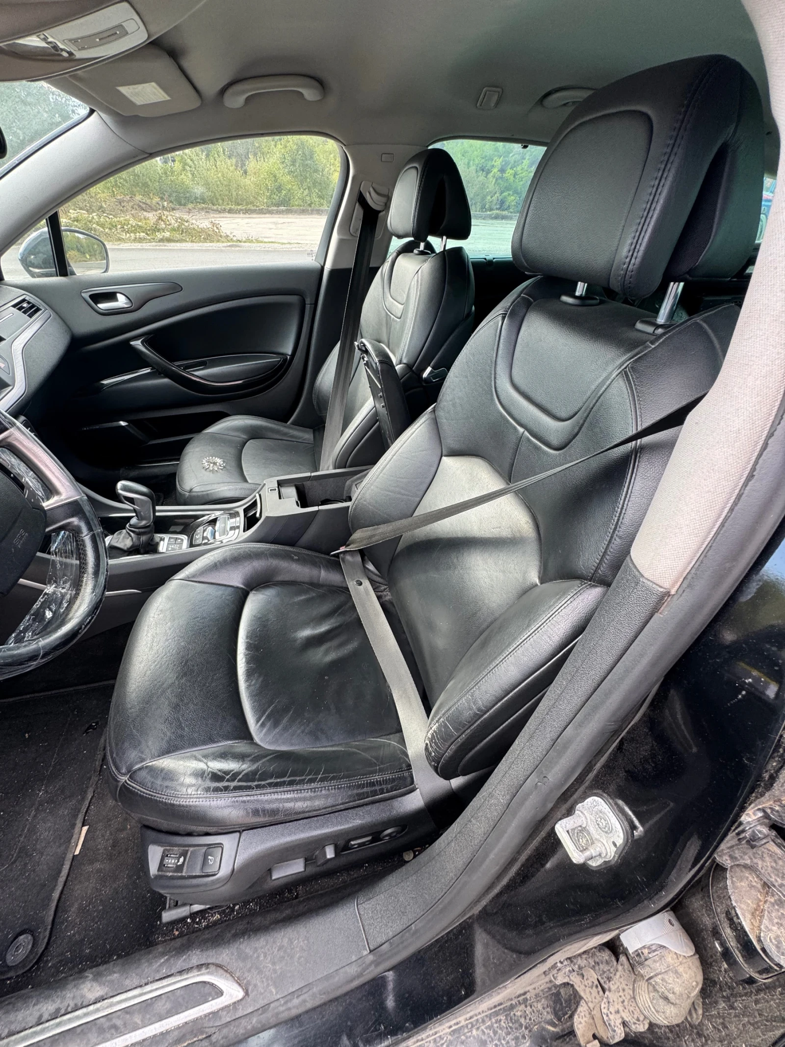 Citroen C5 2.7 204hp НА ЧАСТИ - изображение 7 | Auto.bg Citroen C5 2.7 204hp НА ЧАСТИ - изображение 7