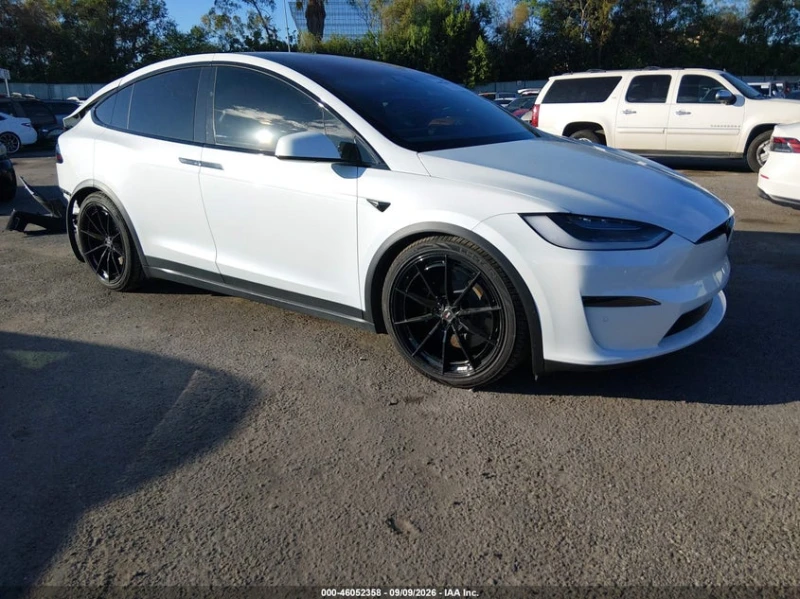 Tesla Model X Dual Motor All-Wheel Drive - 26900 € - 85105854 1 | Car24.bg Tesla Model X Dual Motor All-Wheel Drive - 26900 € - 85105854 1
