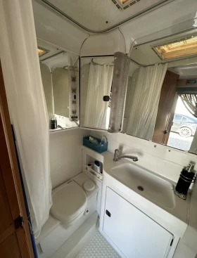 Кемпер HYMER / ERIBA C544 | Auto.bg — изображение 9 Кемпер HYMER / ERIBA C544 | Auto.bg — изображение 9