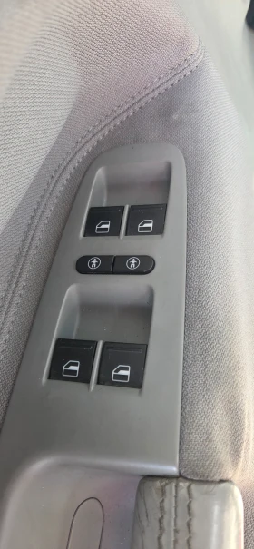 VW Touareg 2.5TDI - 6400 € / 12517.31 лв. - 25625746 8 | Car24.bg VW Touareg 2.5TDI - 6400 € / 12517.31 лв. - 25625746 8