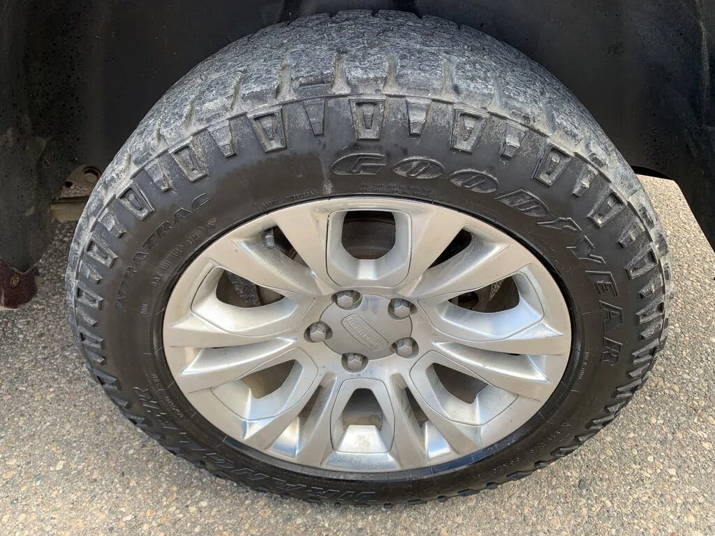 Dodge RAM 1500 LARAMIE LONGHORN* 4X4* 5.7 V8* КАМЕРА* ОБДУХВАНЕ - изображение 8 | Auto.bg Dodge RAM 1500 LARAMIE LONGHORN* 4X4* 5.7 V8* КАМЕРА* ОБДУХВАНЕ - изображение 8