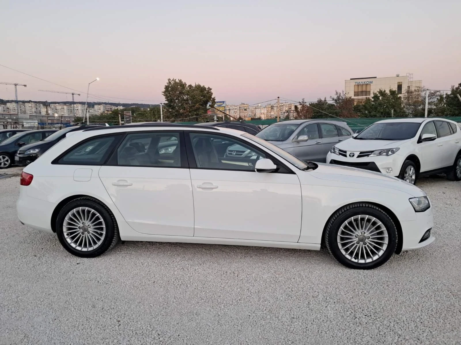 Audi A4 3.0TDI 207000км, АВТОМАТИК, НАВИЖАЦИЯ - изображение 7 | Auto.bg Audi A4 3.0TDI 207000км, АВТОМАТИК, НАВИЖАЦИЯ - изображение 7