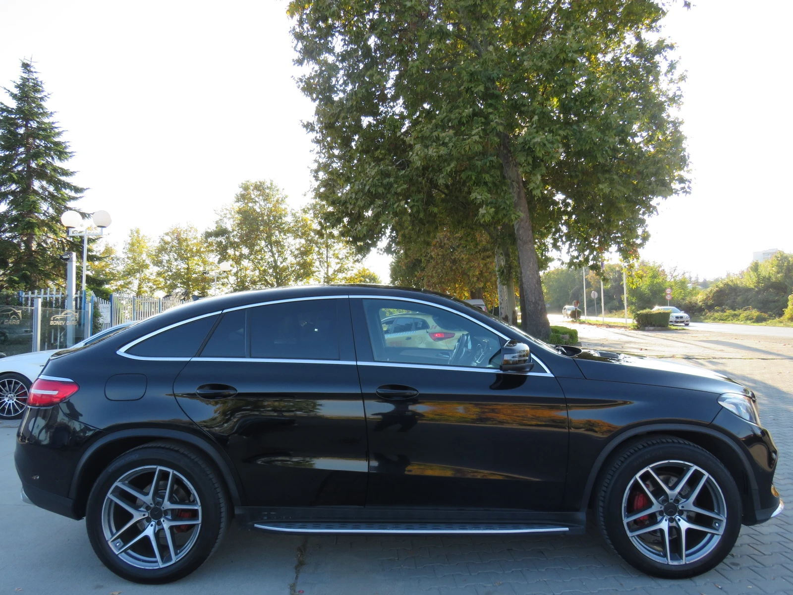 Mercedes-Benz GLE 350 COUPE* AMG PACK 9G 360 PANORAMA*  - изображение 4 | Auto.bg Mercedes-Benz GLE 350 COUPE* AMG PACK 9G 360 PANORAMA*  - изображение 4