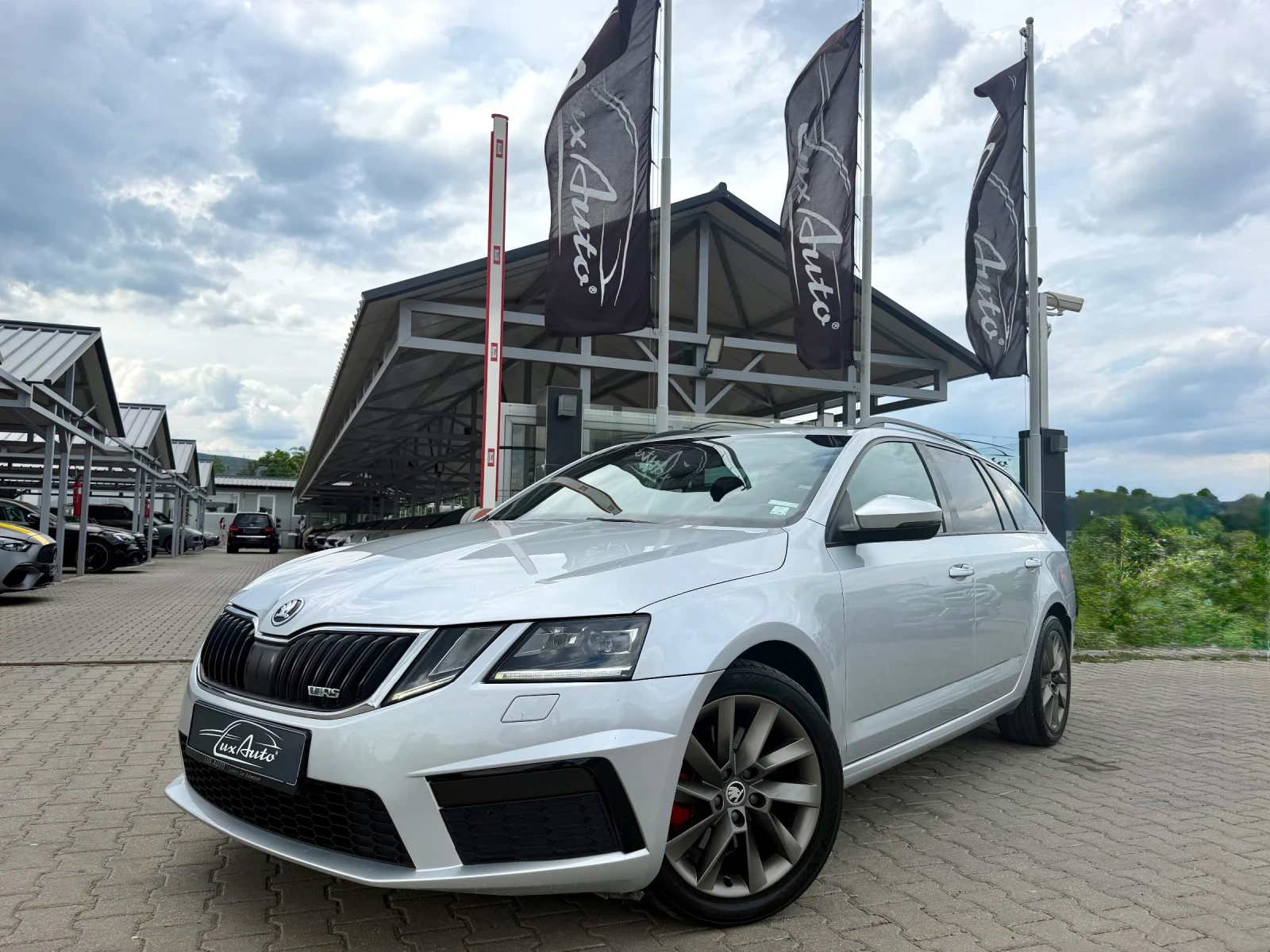 Skoda Octavia 2.0TDI#4x4#VRS#ALCANTARA#FULLED#2019г | Auto.bg — изображение 1 Skoda Octavia 2.0TDI#4x4#VRS#ALCANTARA#FULLED#2019г | Auto.bg — изображение 1