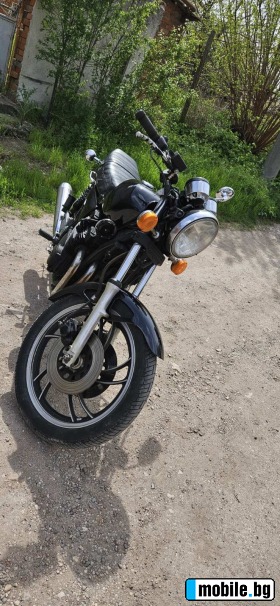     Yamaha XJ ~1 900 .