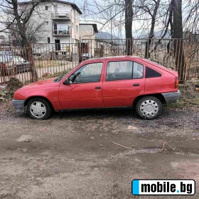     Opel Kadett ~4 500 .