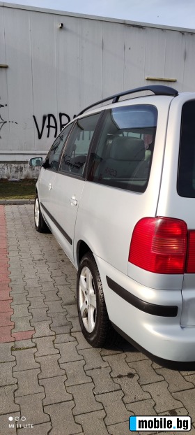     VW Sharan AYL ~5 000 .