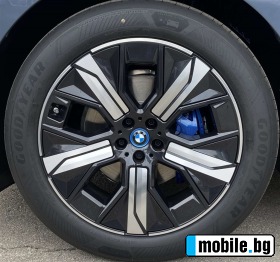     BMW iX xDrive40