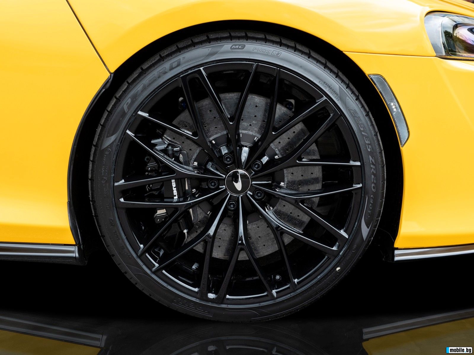 McLaren GT =Carbon Ceramic Brakes= Lifting System  | Mobile.bg   7