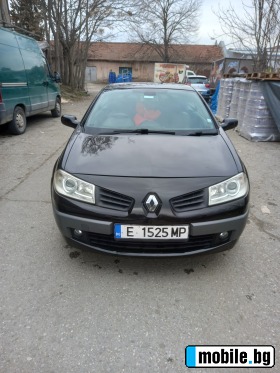     Renault Megane ~3 800 .