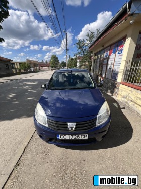     Dacia Sandero ~3 999 .