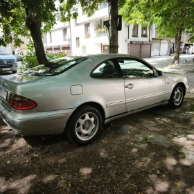 Mercedes-Benz CLK 2.0, снимка 4