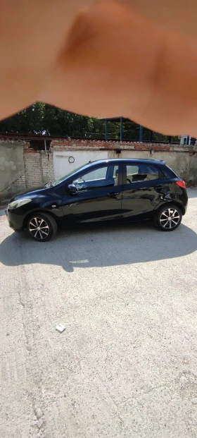 Mazda 2 1.3i, снимка 2