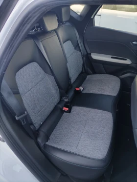 Renault Captur 1.6/E-TECH Hybrid 145к.с.  | Auto.bg — изображение 17