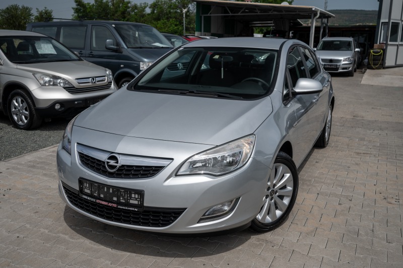 Opel Astra 1.4i* 101кс* бензин, снимка 1 - Автомобили и джипове - 46190607