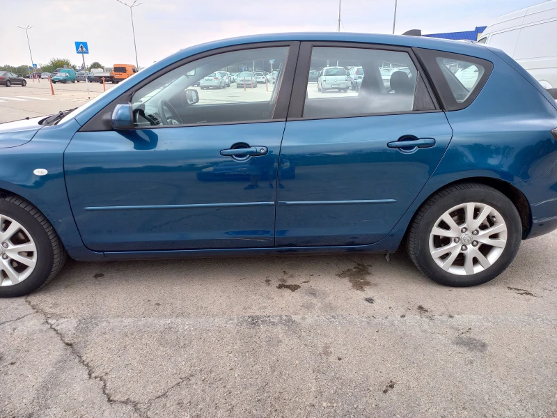 Mazda 3 1.6 , снимка 4 - Автомобили и джипове - 47840744