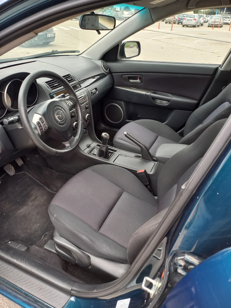 Mazda 3 1.6 , снимка 8 - Автомобили и джипове - 47840744